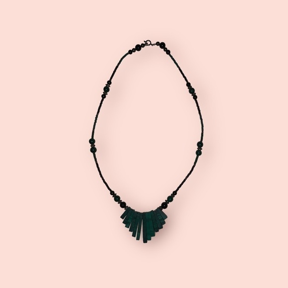 Malachite Necklace - Picture 5 of 6